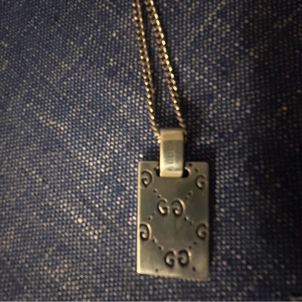EUC GUCCI Ghost SILVER Necklace - Picture 5 of 9
